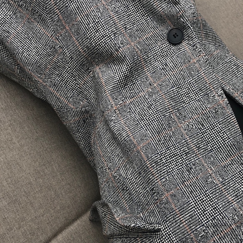 ALEXANDER MCQUEEN Sleeveless Blazer - Picture 5 of 15